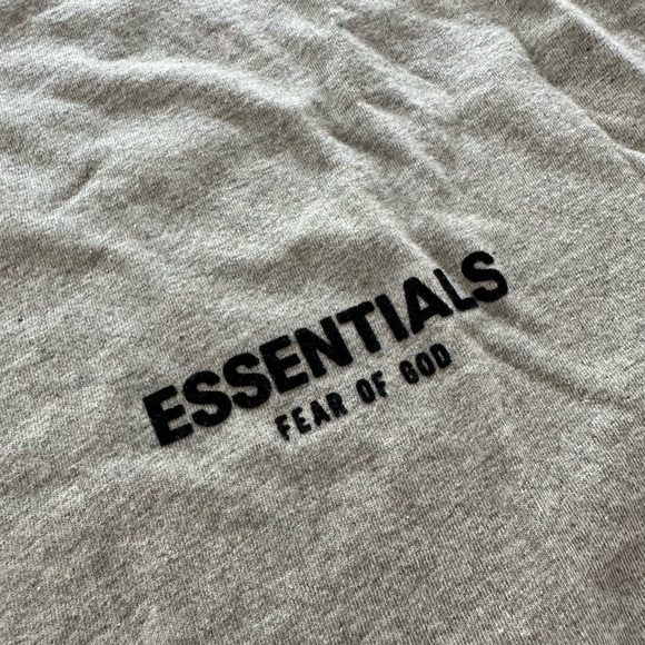 NEW Fear of God Essentials Tee Dark Oatmeal L - Picture 3 of 10